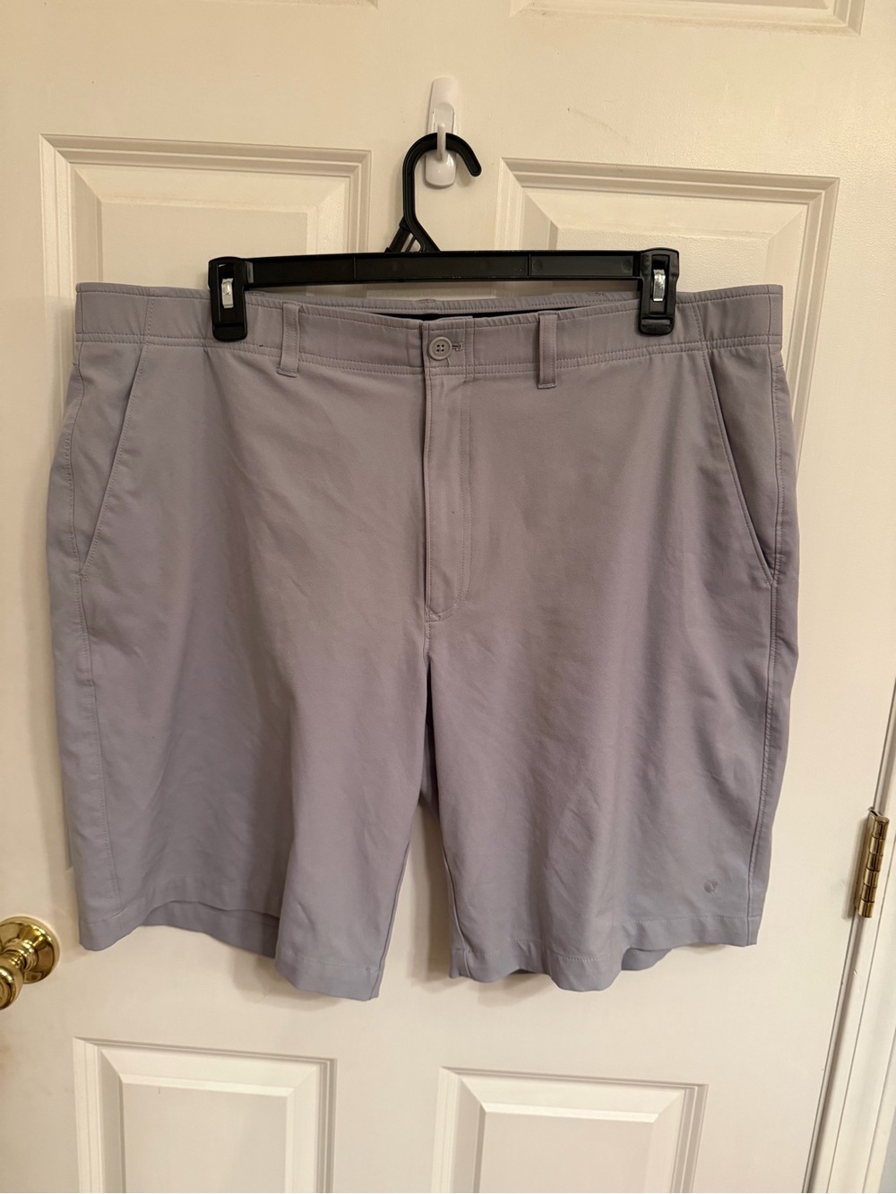 Xersion Mens XXL Quick Dry Performance Shorts Light Gray Athletic Gym Pockets